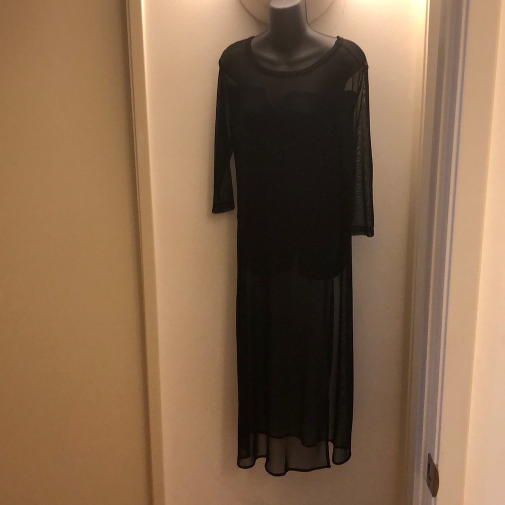 Cha Cha Vente long  fine Mesh dress